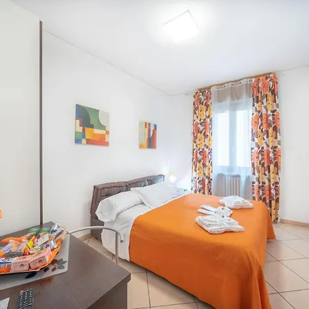 게스트하우스 Residenza Al Centro Storico 2*