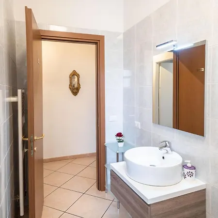 Residenza Al Centro Storico Affittacamere 2*